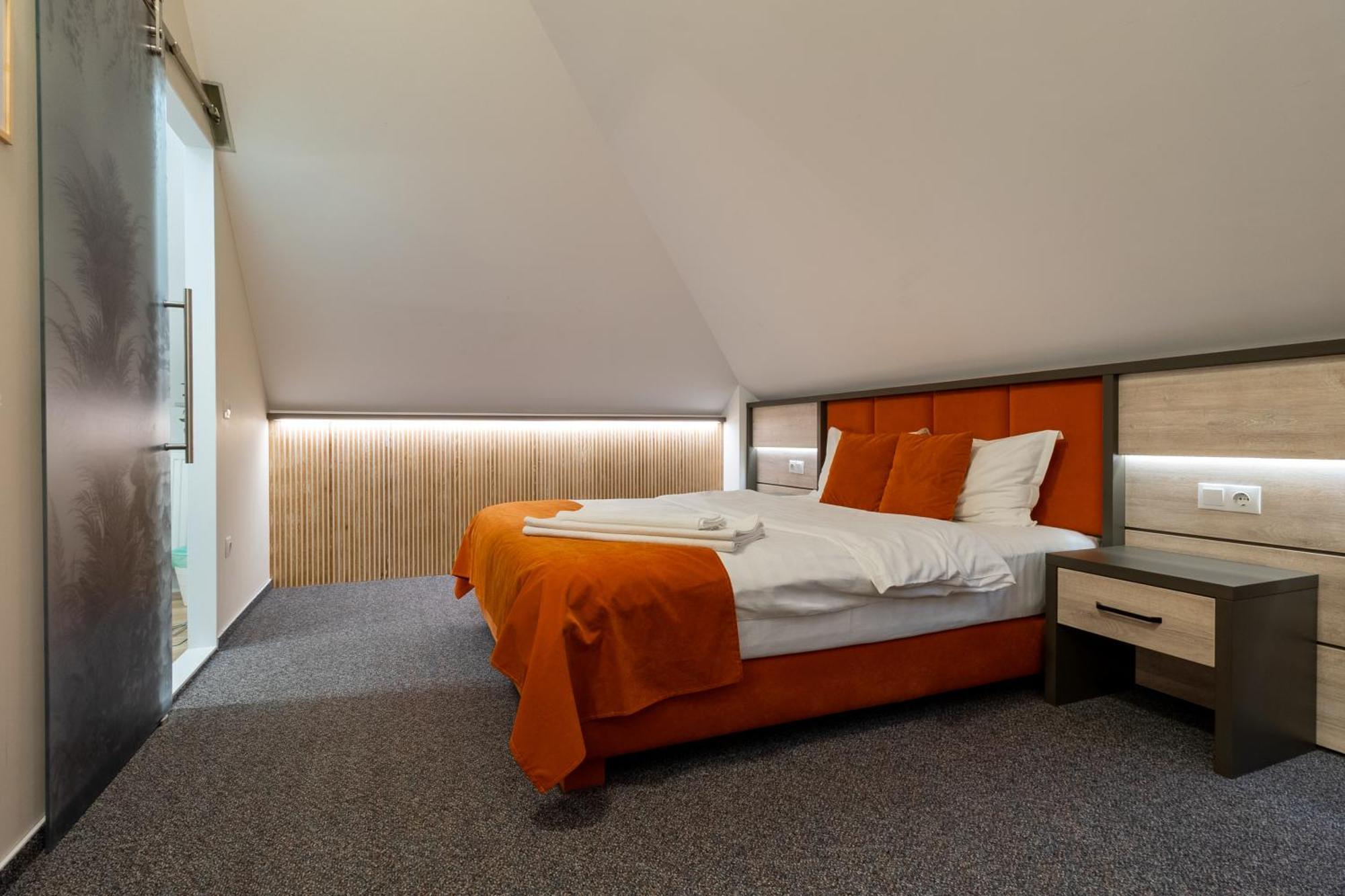 Hotel Loft By Lumiere Sibiu Extérieur photo